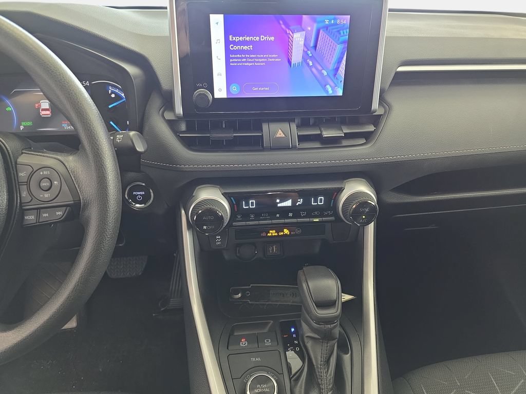 Used 2024 Toyota RAV4 XLE AWD/4WD image 17