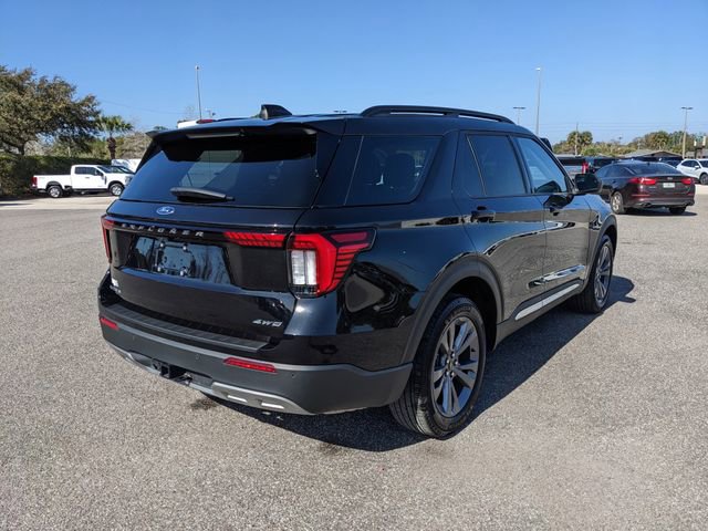 Certified 2025 Ford Explorer Active w/ Active Comfort Package AWD/4WD image 4