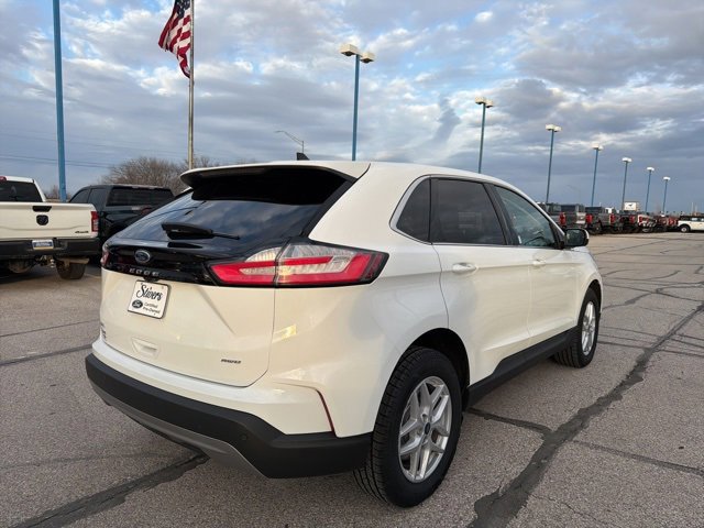 Certified 2022 Ford Edge SEL w/ Convenience Package image 4