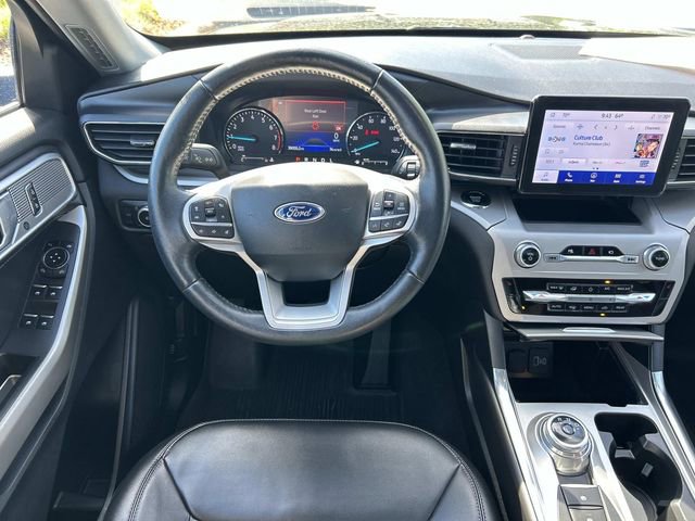 Certified 2023 Ford Explorer XLT w/ Equipment Group 202A AWD/4WD image 14