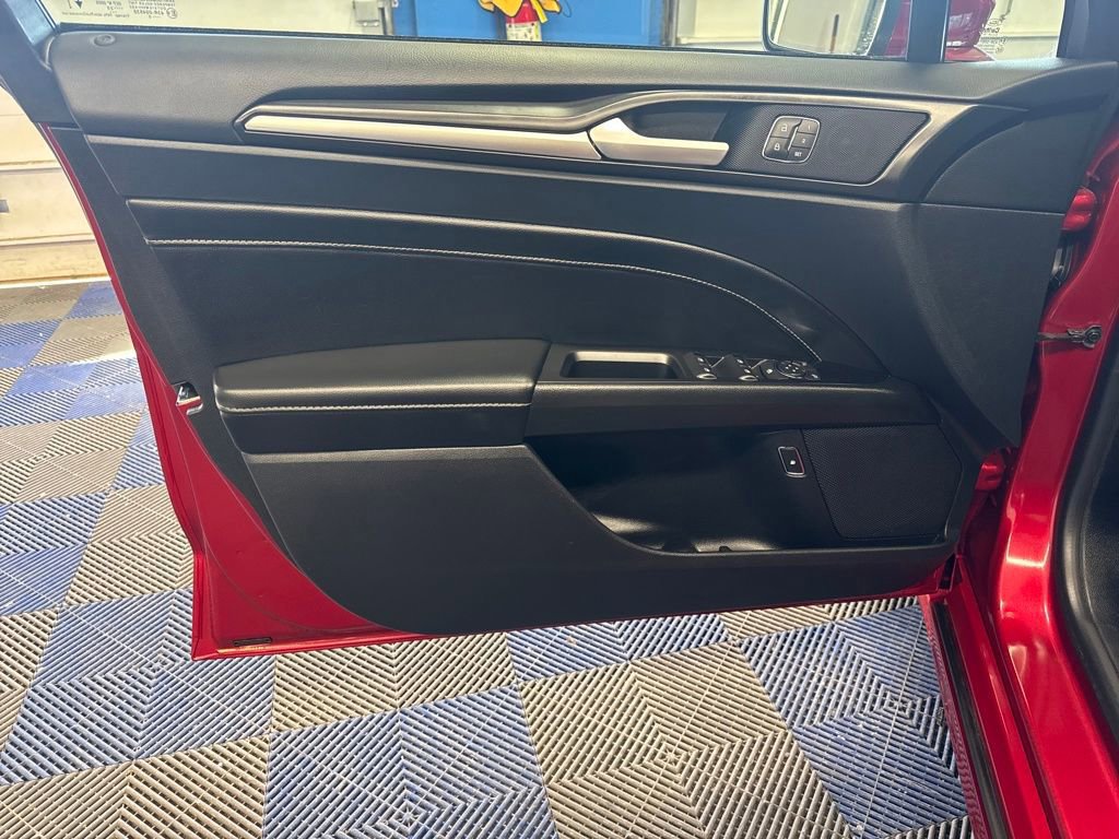 Certified 2020 Ford Fusion Energi Titanium image 10