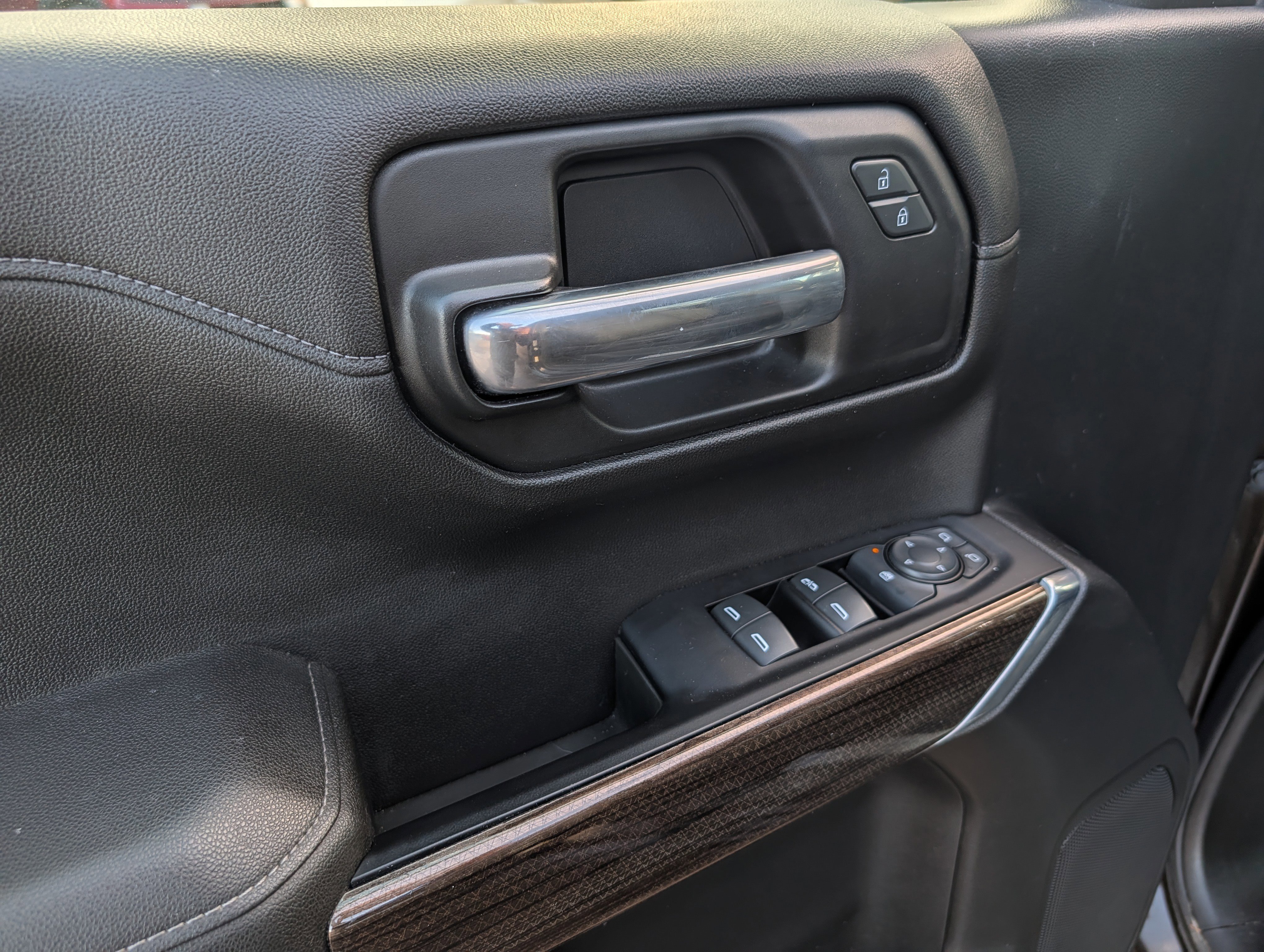 Used 2019 Chevrolet Silverado 1500 RST w/ All-Star Edition image 19