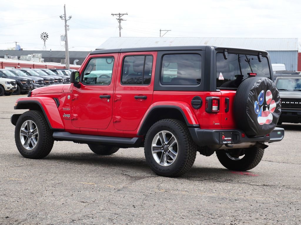 Used 2019 Jeep Wrangler Unlimited Sahara w/ Cold Weather Group AWD/4WD image 4
