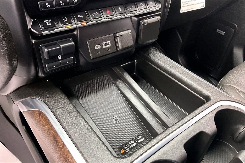 Used 2021 GMC Sierra 2500 Denali w/ Denali Black Diamond Edition image 33