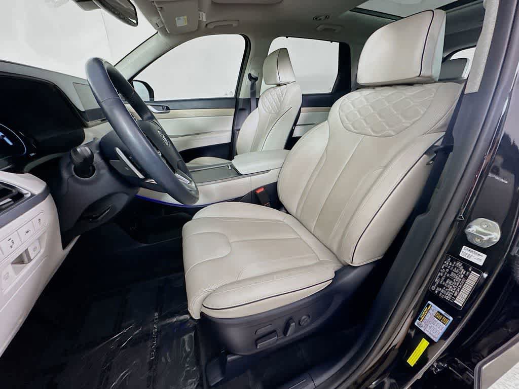 Used 2022 Hyundai Palisade Limited FWD image 12
