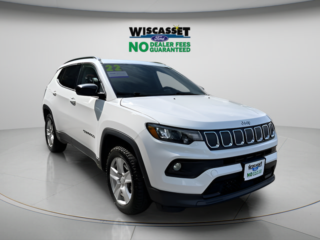 Used 2022 Jeep Compass Latitude w/ Sun and Sound Group AWD/4WD image 1