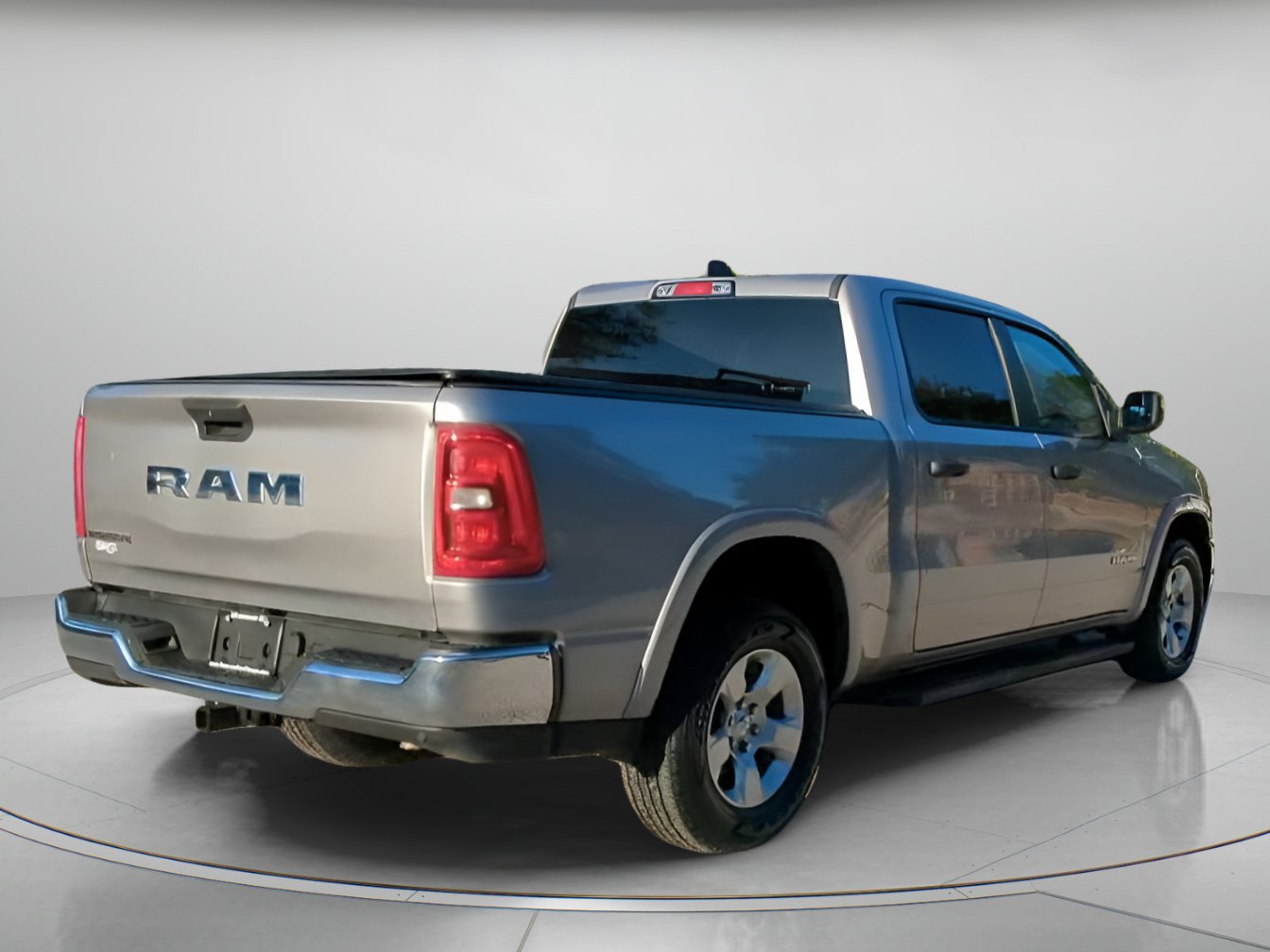 Used 2025 RAM 1500 Big Horn RWD image 27