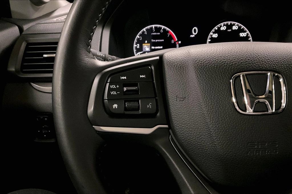 Used 2025 Honda Ridgeline RTL image 17