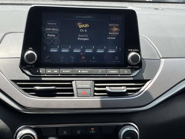 Used 2024 Nissan Altima 2.5 SR FWD image 17