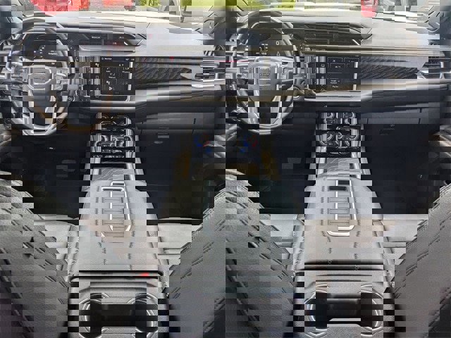 Used 2023 GMC Yukon Denali image 26