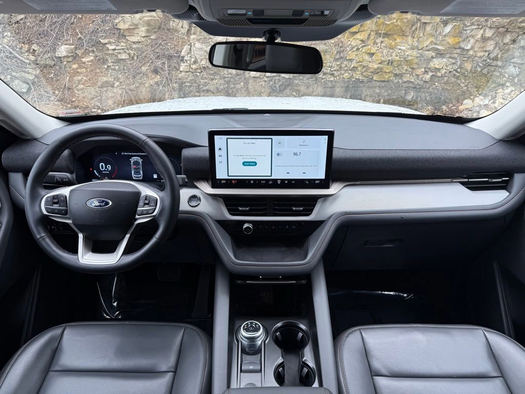 Certified 2025 Ford Explorer Active w/ Active Comfort Package image 14
