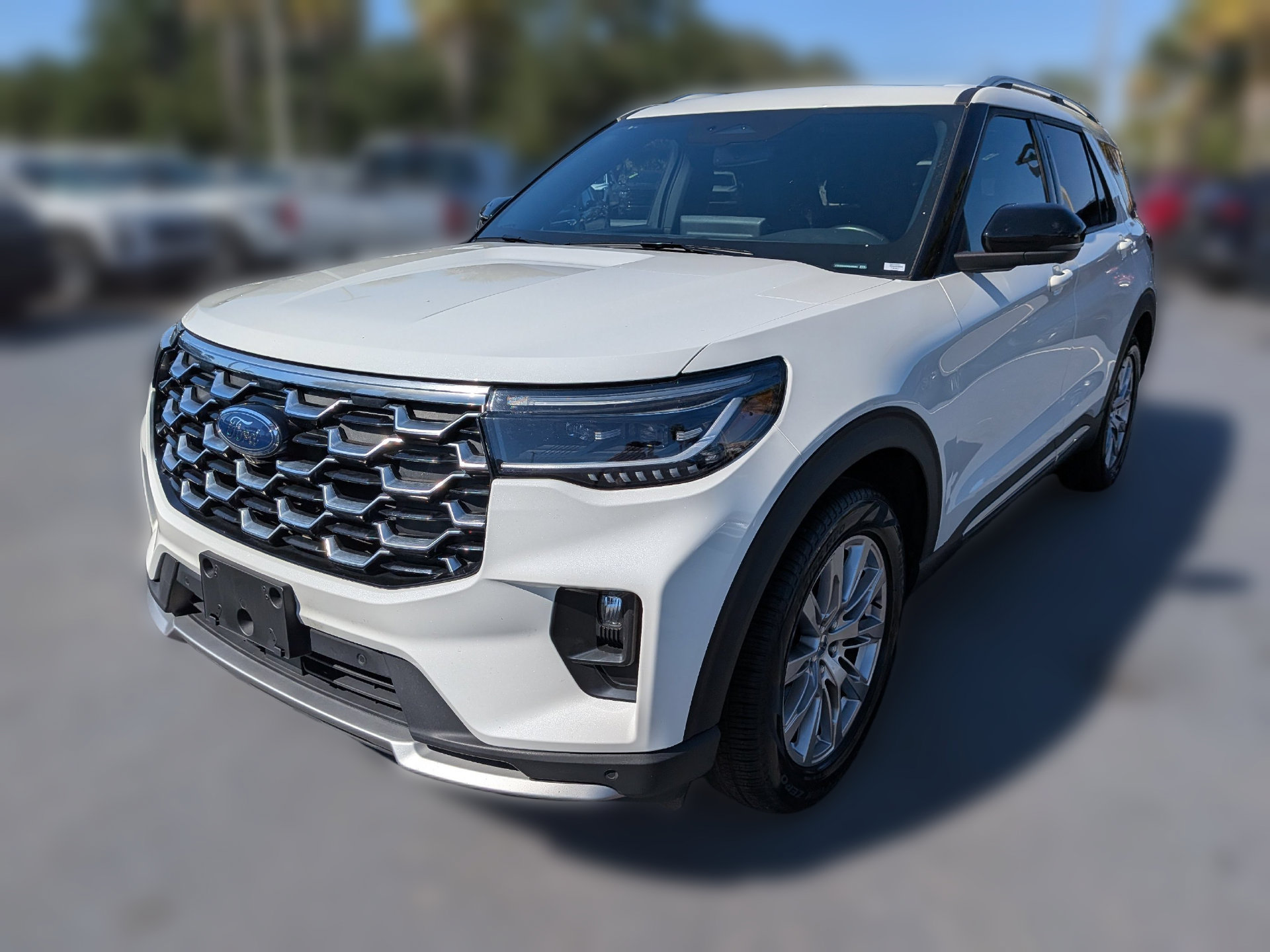 Certified 2025 Ford Explorer Platinum AWD/4WD image 9