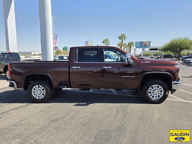 Used 2024 Chevrolet Silverado 2500 LTZ w/ LTZ Plus Package AWD/4WD image 8