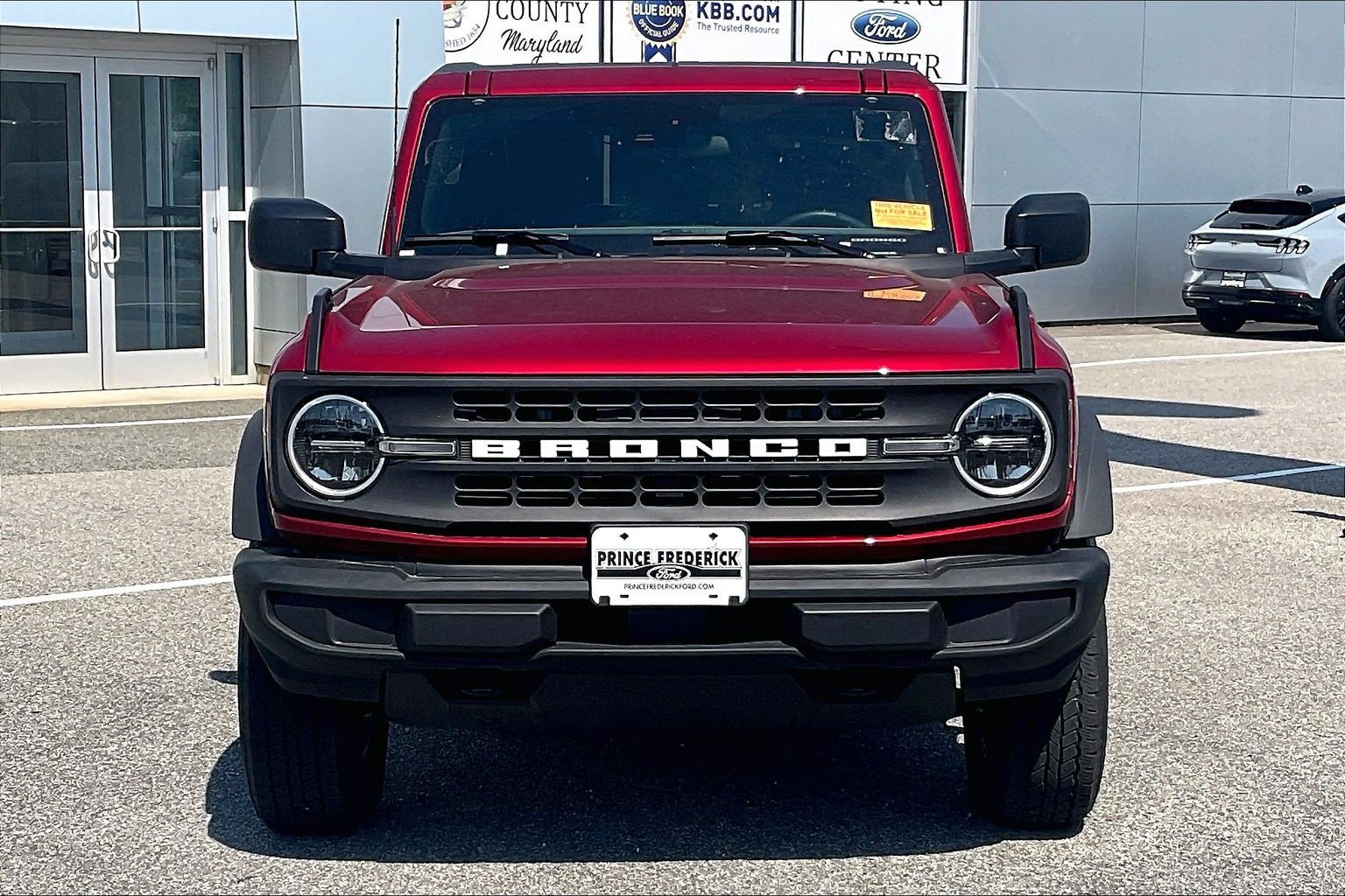 Certified 2025 Ford Bronco Big Bend AWD/4WD image 2