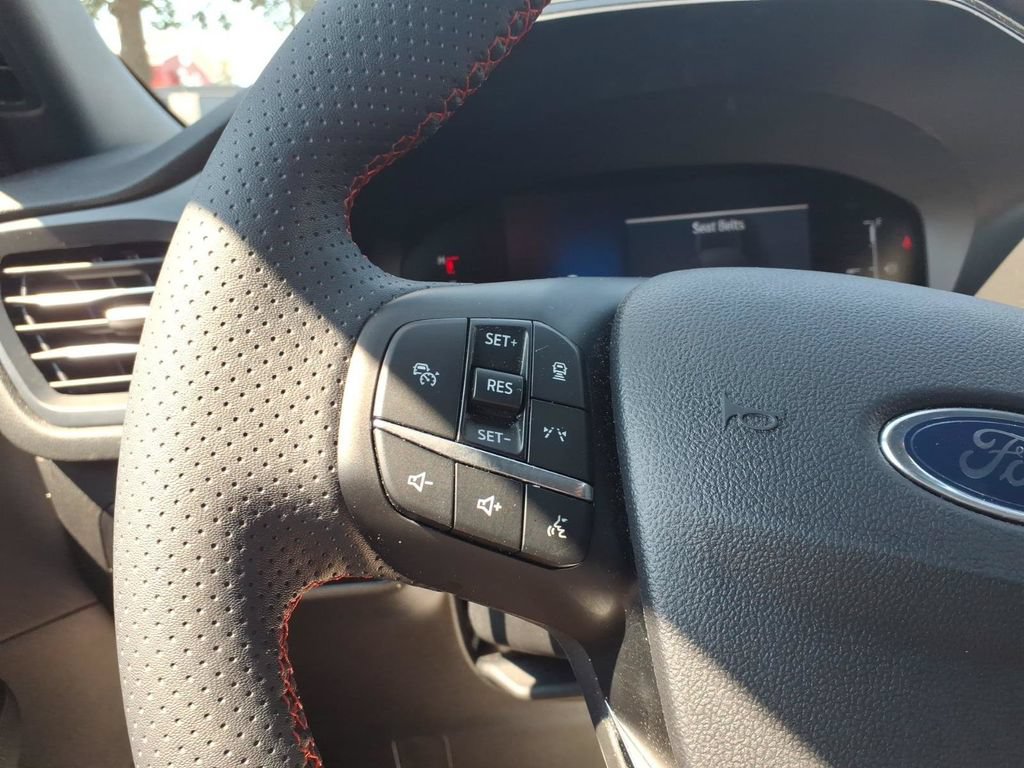 Certified 2024 Ford Escape ST-Line w/ Tech Pack #1 FWD image 17