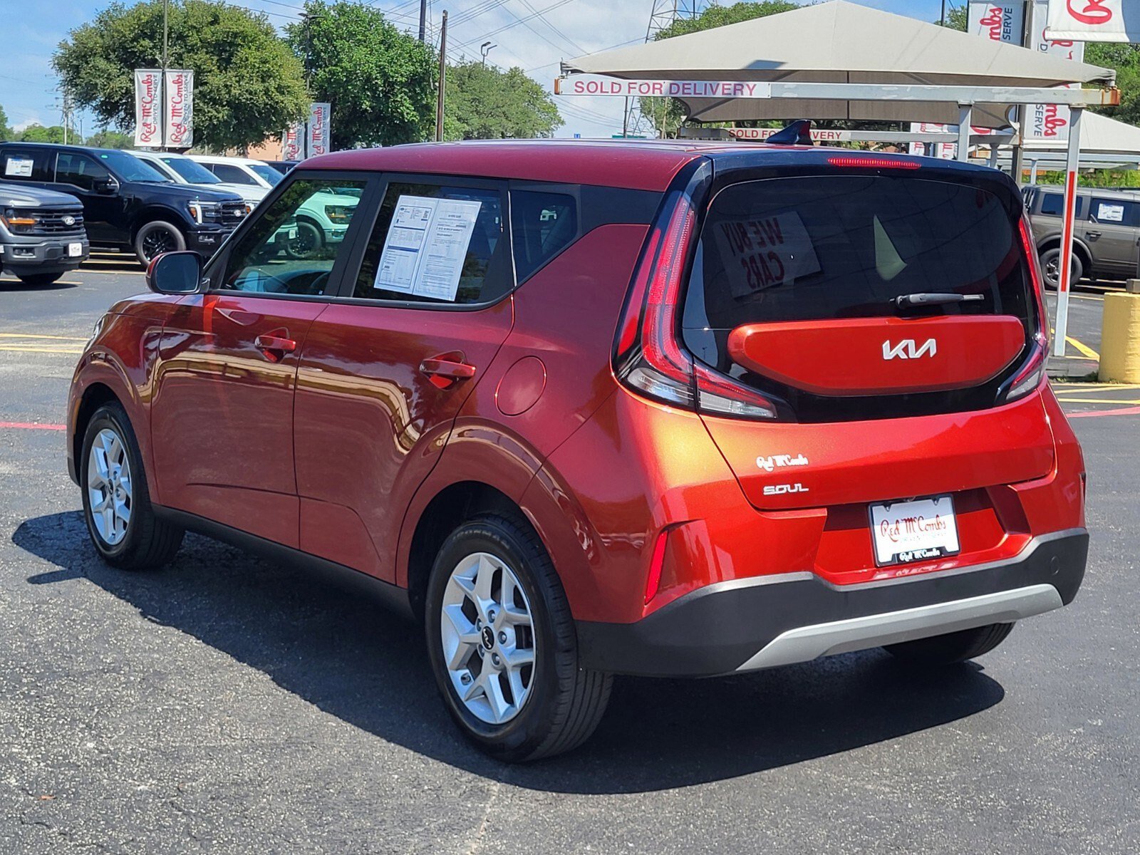 Used 2025 Kia Soul LX w/ LX Technology Package FWD image 6
