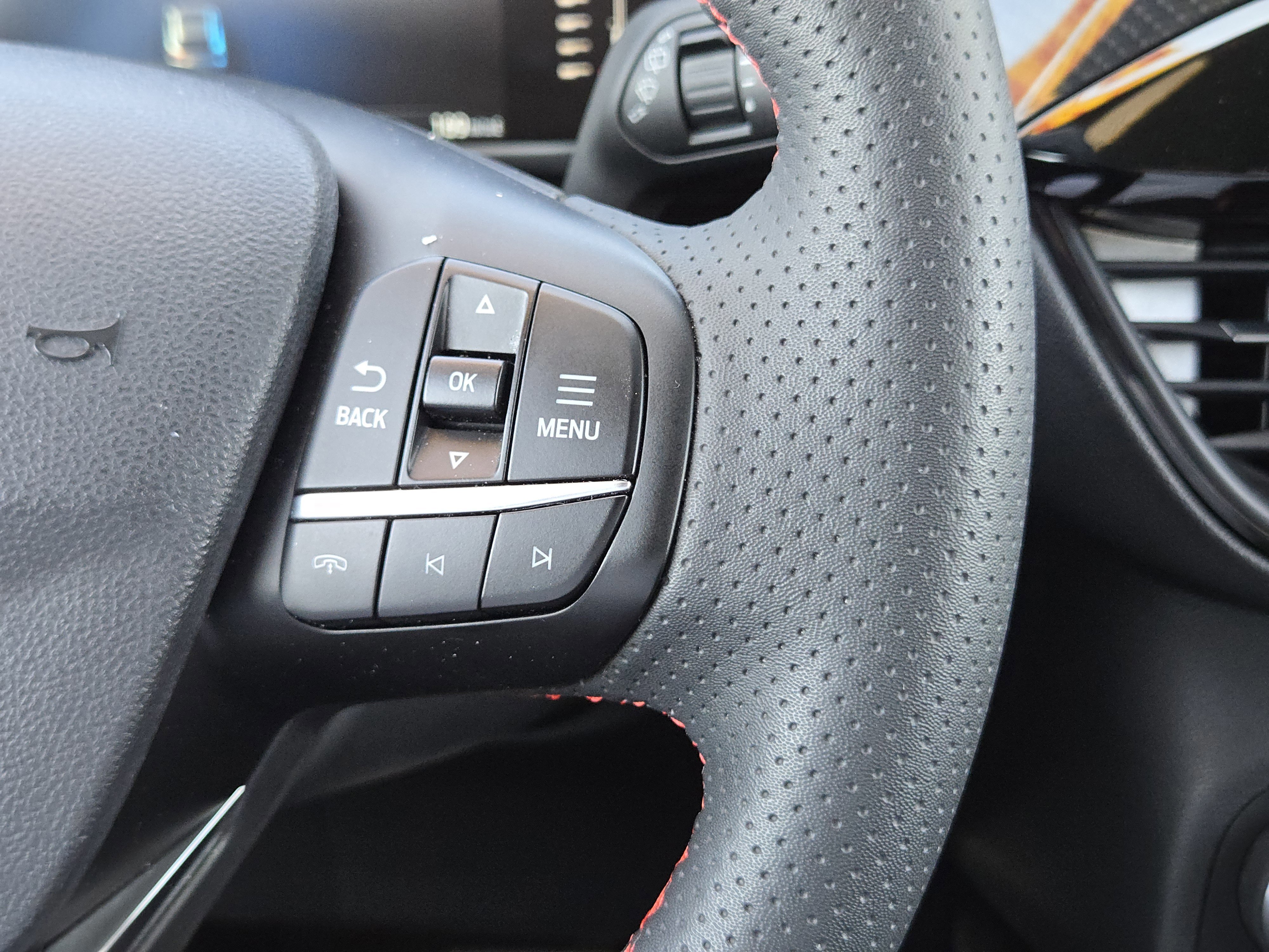 Certified 2023 Ford Escape ST-Line Select image 27