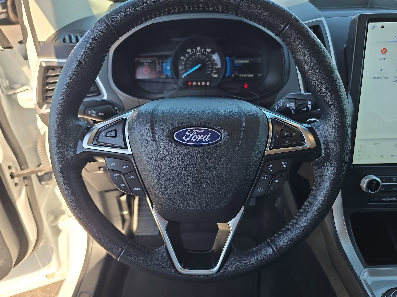 Certified 2024 Ford Edge SEL image 23