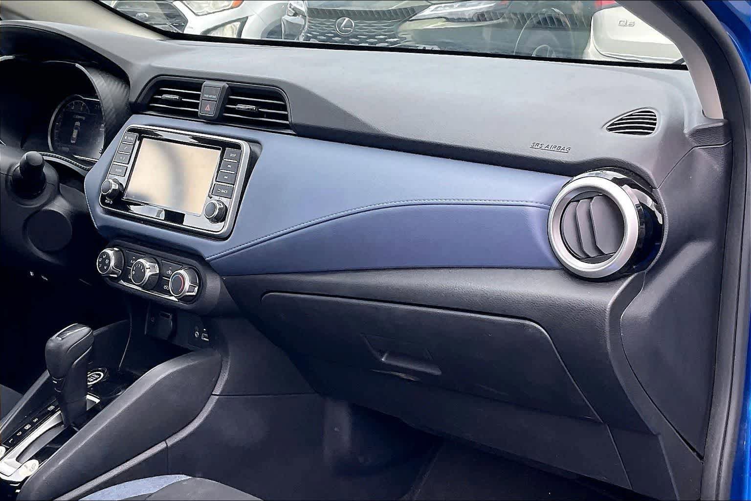 Used 2023 Nissan Versa SV FWD image 23