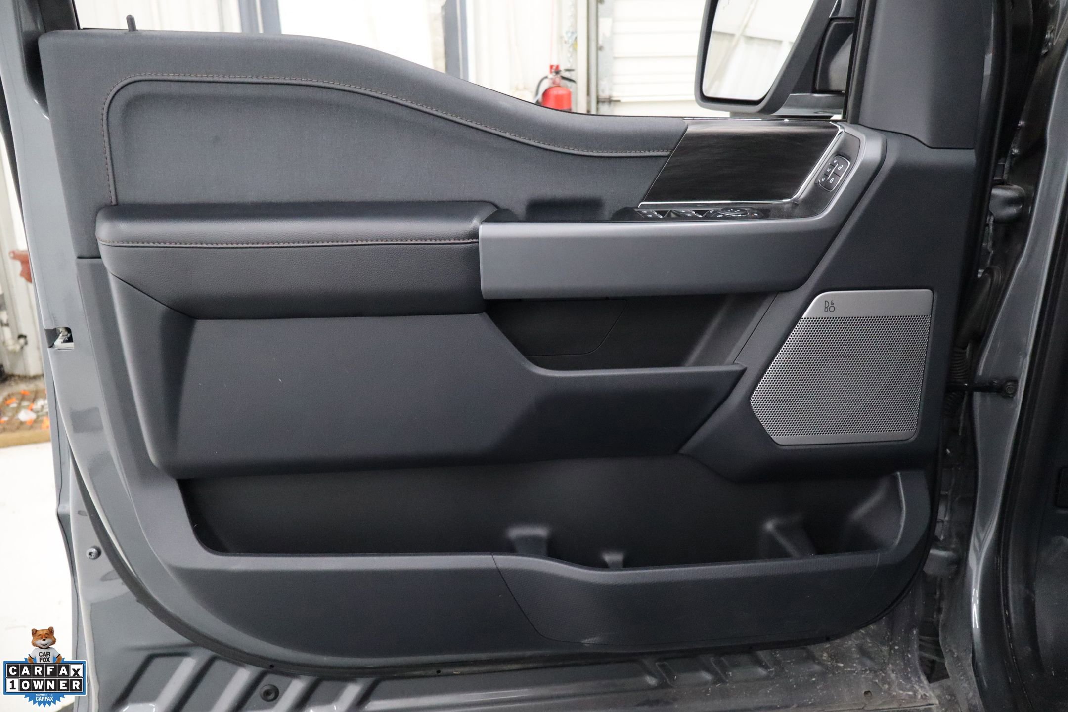 Certified 2024 Ford F150 Lariat w/ FX4 Off-Road Package image 11