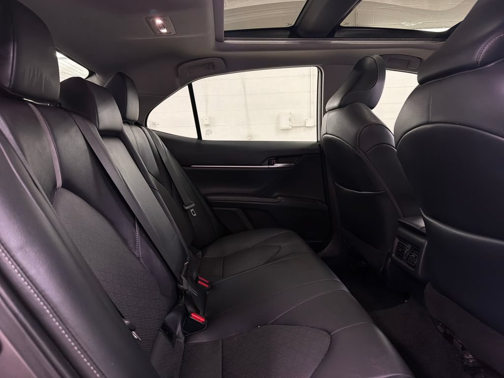 Used 2021 Toyota Camry XSE FWD image 30