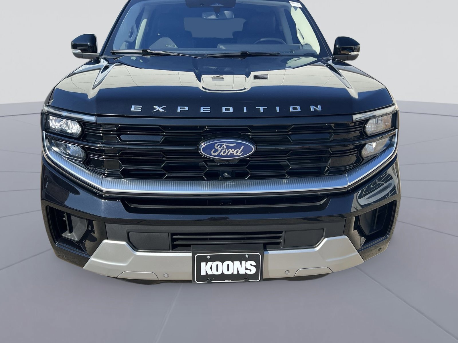 Certified 2025 Ford Expedition Platinum image 8