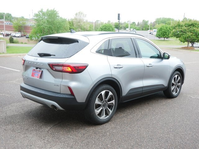 Certified 2023 Ford Escape Platinum AWD/4WD image 5