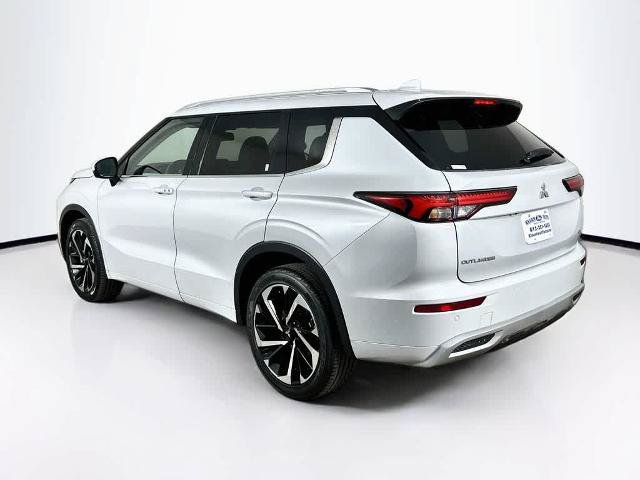 Used 2024 Mitsubishi Outlander SEL FWD image 4