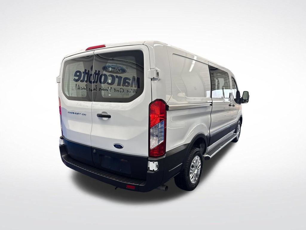 Certified 2025 Ford Transit 250 Low Roof w/ Exterior Upgrade Package RWD image 5