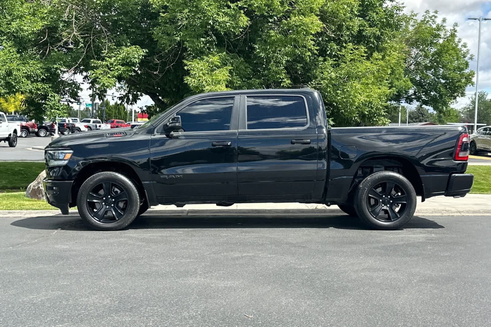 Used 2023 RAM 1500 Big Horn AWD/4WD image 5