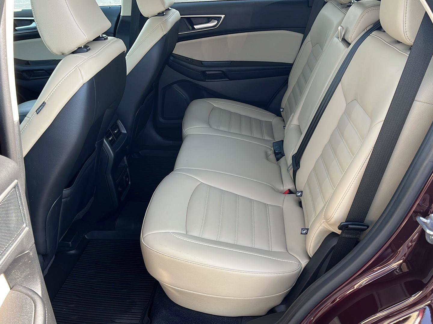 Certified 2024 Ford Edge SEL w/ Convenience Package image 17