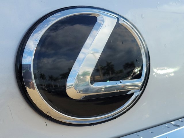 Used 2023 Lexus GX 460 Premium w/ Accessory Package image 10