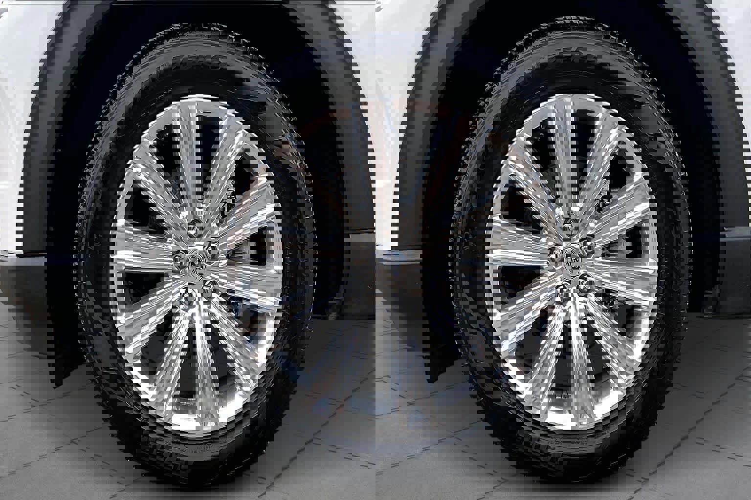 Certified 2023 Ford Explorer Limited w/ Limited Technology Package image 14