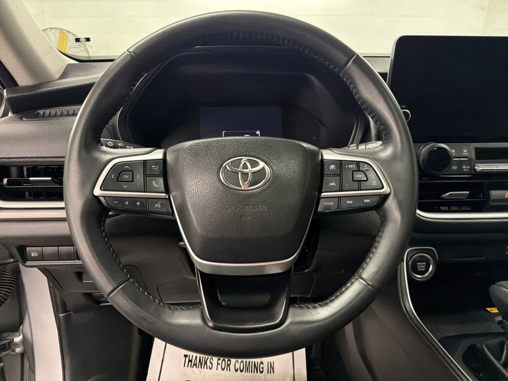 Used 2024 Toyota Grand Highlander image 19