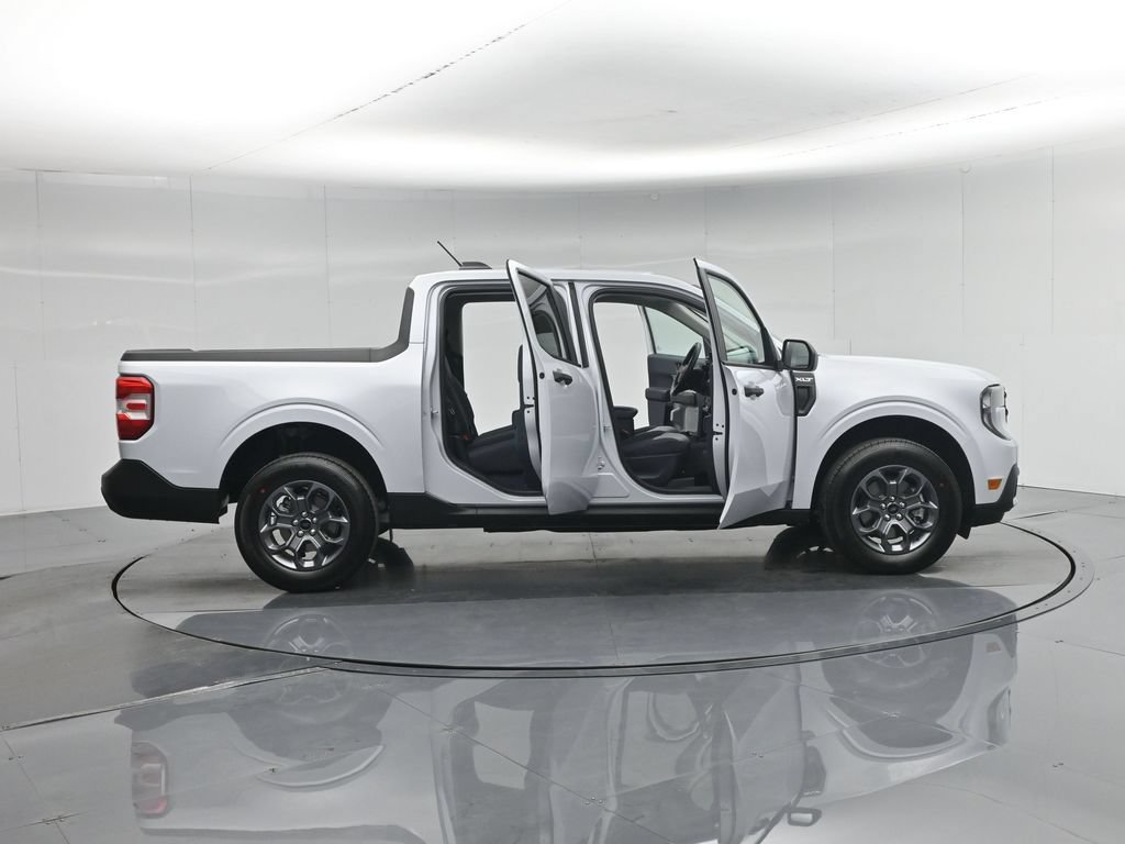 Certified 2026 Ford Maverick XLT FWD image 5