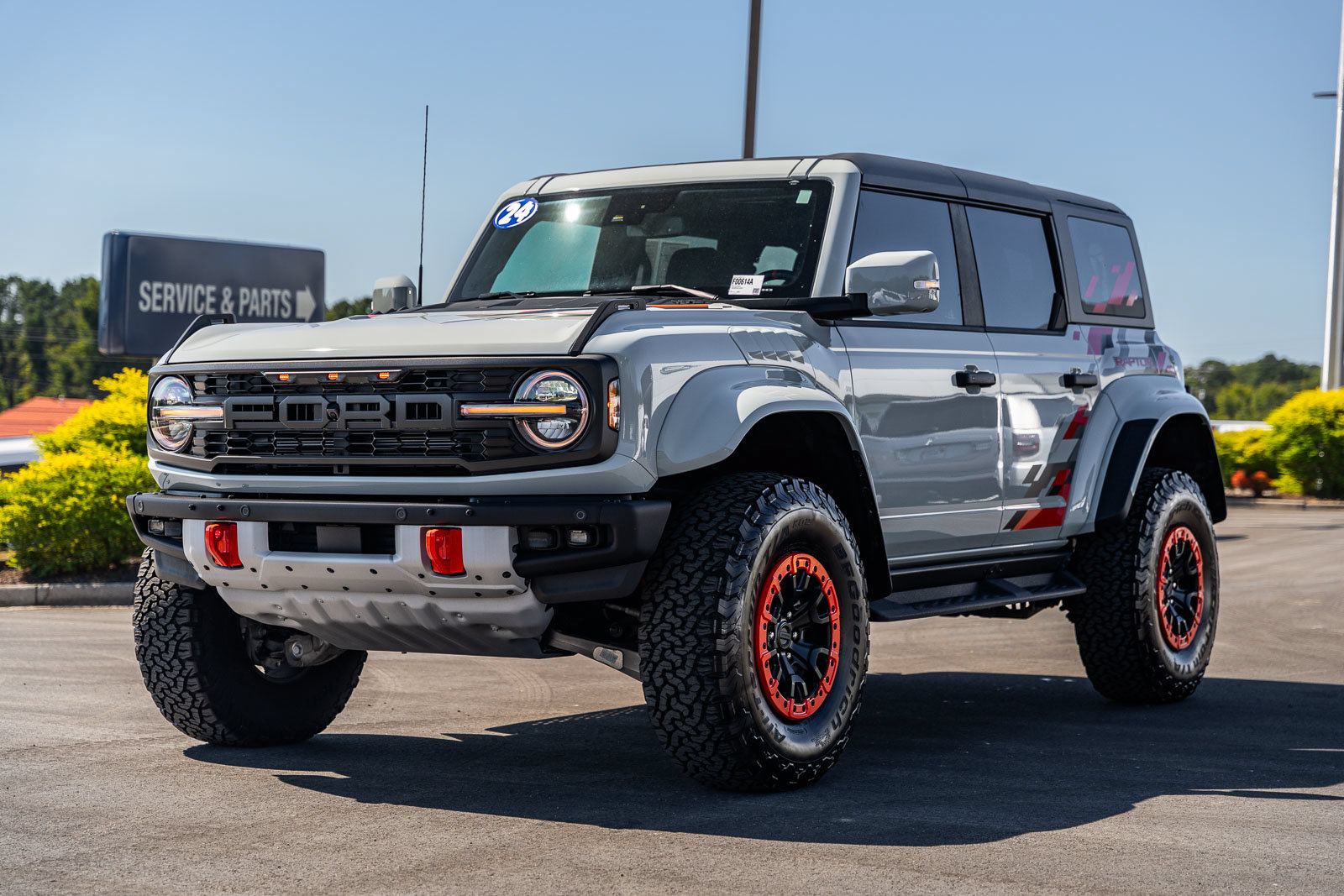 Certified 2024 Ford Bronco Raptor AWD/4WD image 3