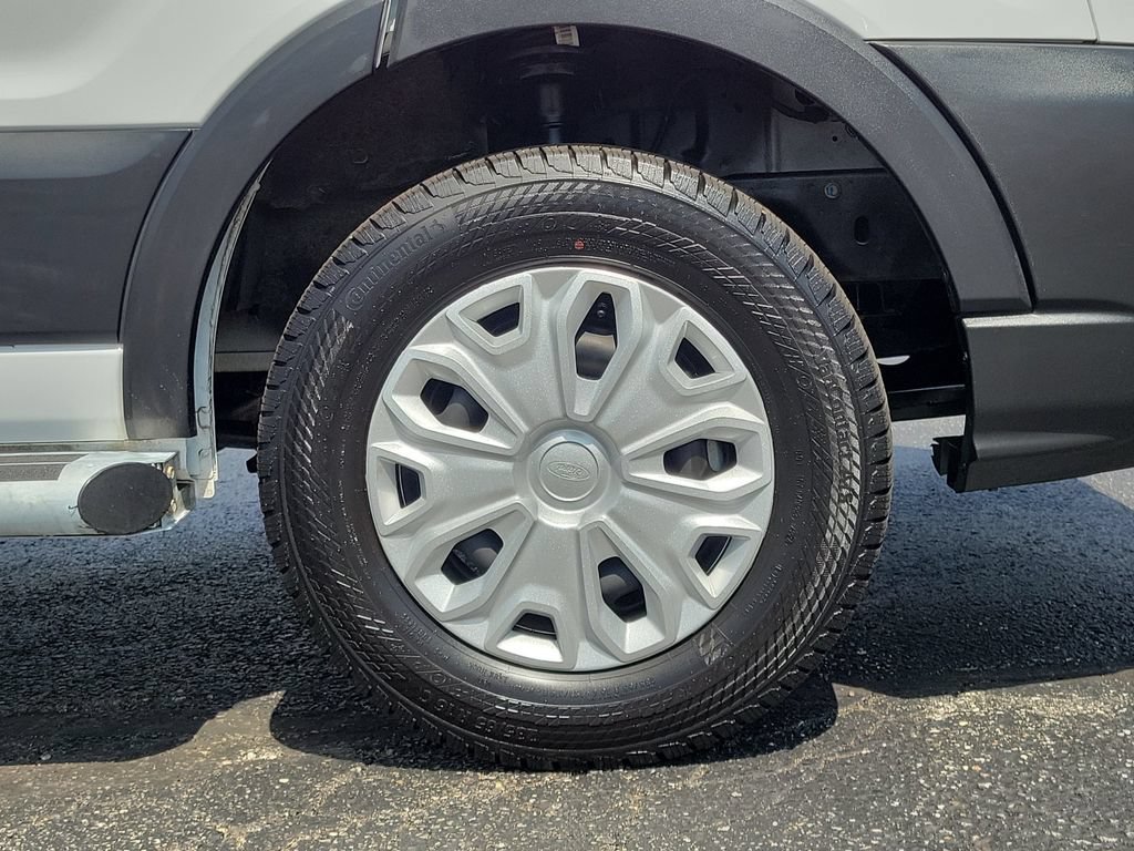 Certified 2025 Ford Transit 250 Low Roof w/ Exterior Upgrade Package RWD image 9