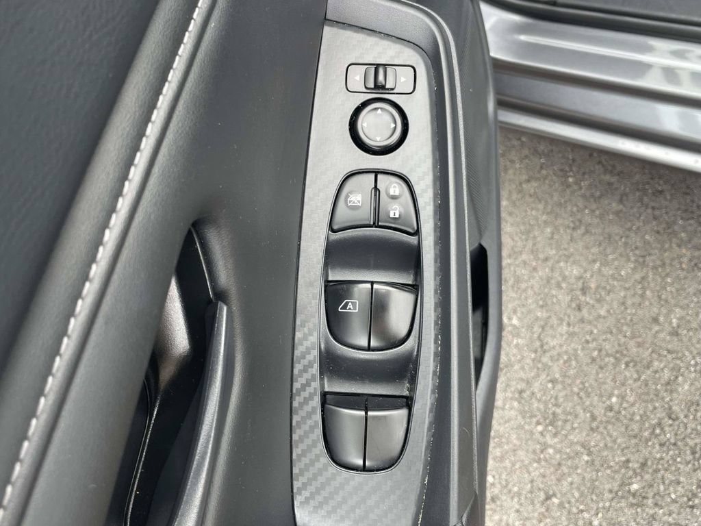 Used 2025 Nissan Sentra S FWD image 15
