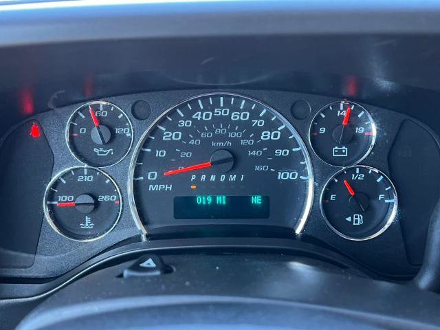 Used 2025 Chevrolet Express 3500 LT w/ LT Preferred Equipment Group RWD image 17