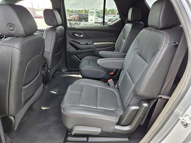 Used 2023 Chevrolet Traverse RS image 10