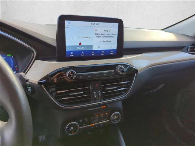 Certified 2021 Ford Escape Titanium w/ Titanium Premium Package image 14