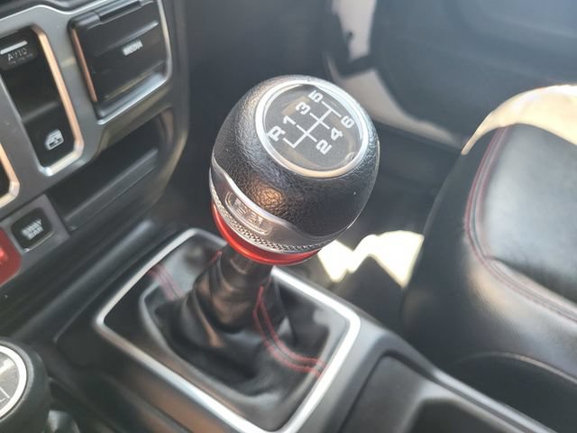 Used 2018 Jeep Wrangler Rubicon AWD/4WD image 18