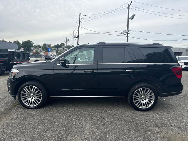 Certified 2023 Ford Expedition Limited image 2