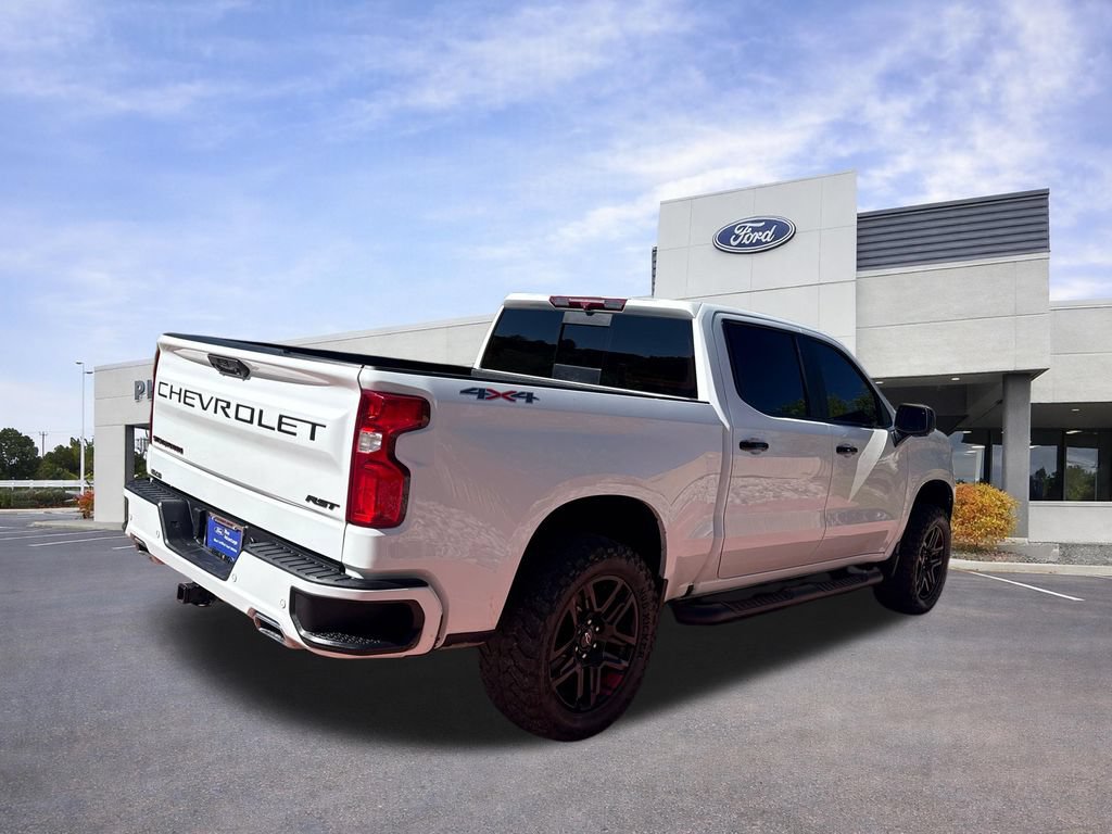 Used 2023 Chevrolet Silverado 1500 RST w/ Redline Edition AWD/4WD image 7