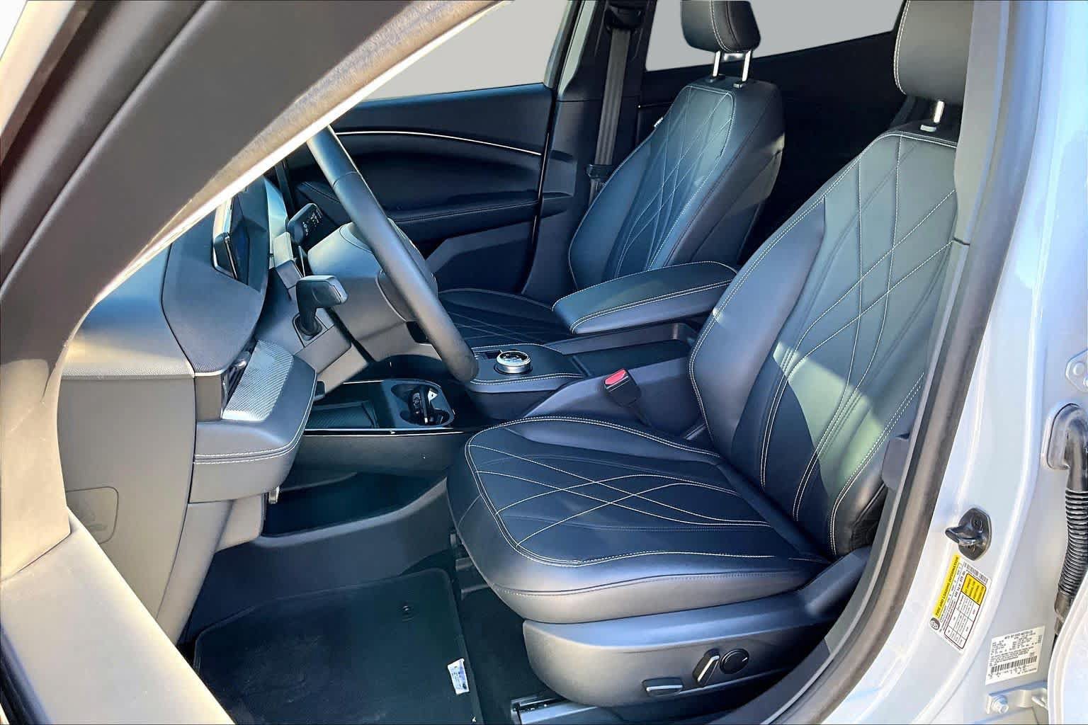 Certified 2023 Ford Mustang Mach-E Select RWD image 7
