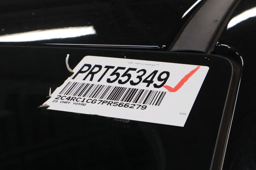 Used 2023 Chrysler Voyager LX FWD image 37
