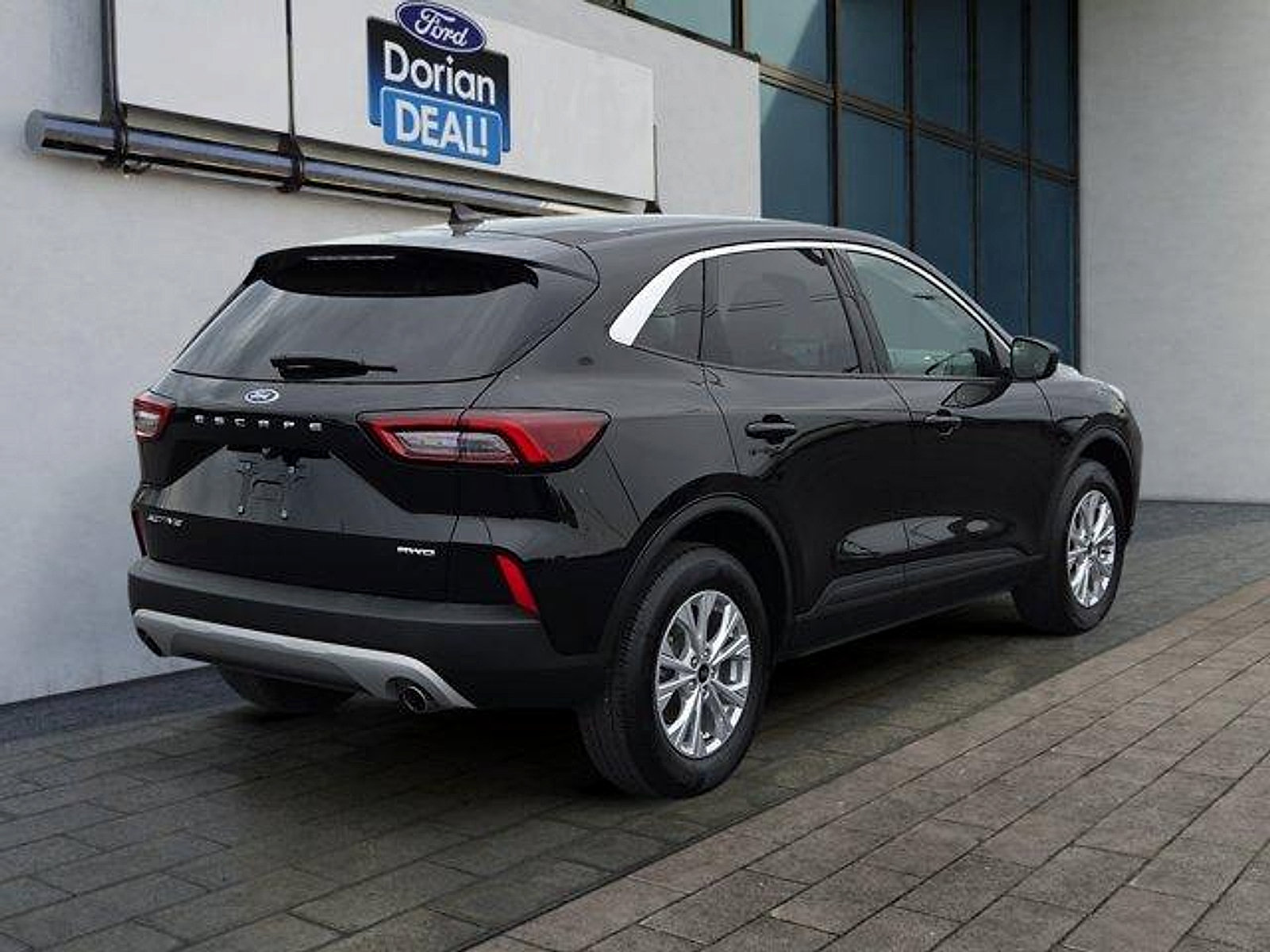 Certified 2024 Ford Escape Active AWD/4WD image 3