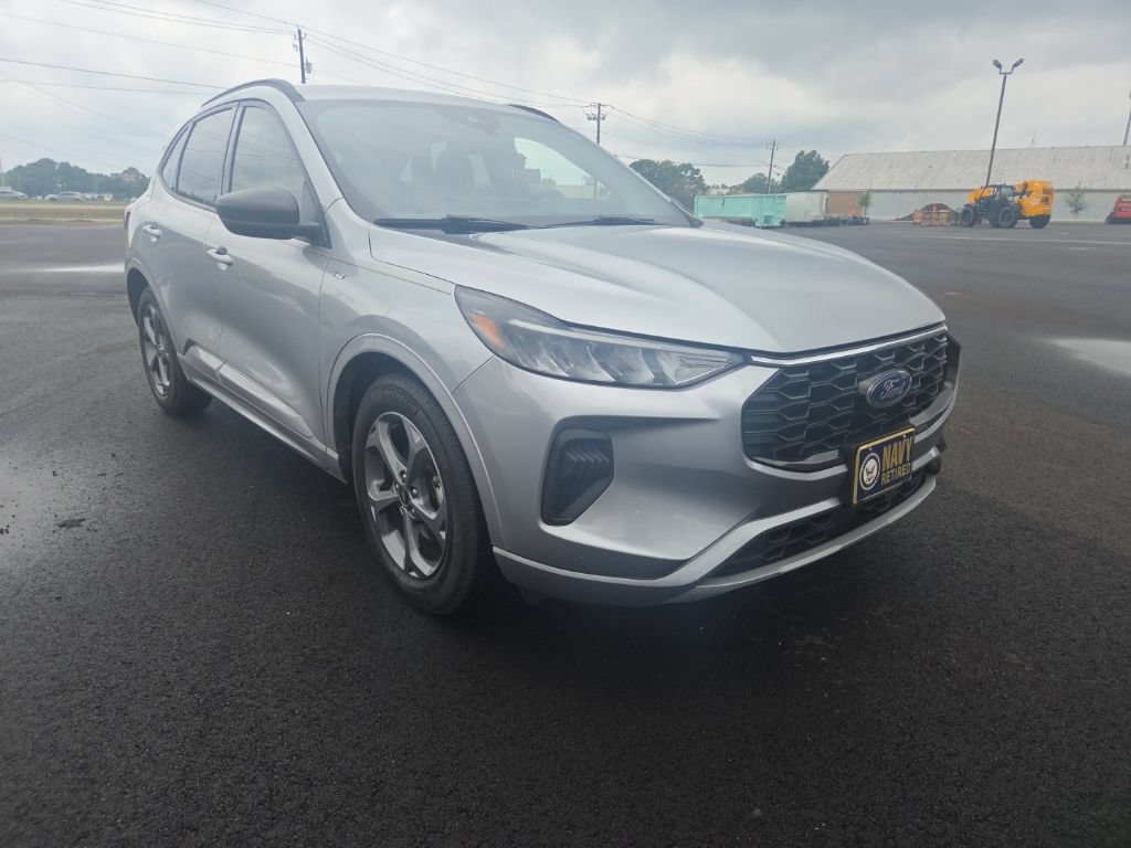 Certified 2023 Ford Escape ST-Line w/ Tech Pack #1 FWD video 1