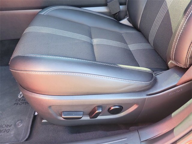 Used 2024 MAZDA CX-50 AWD 2.5 S w/ Accent Package image 22