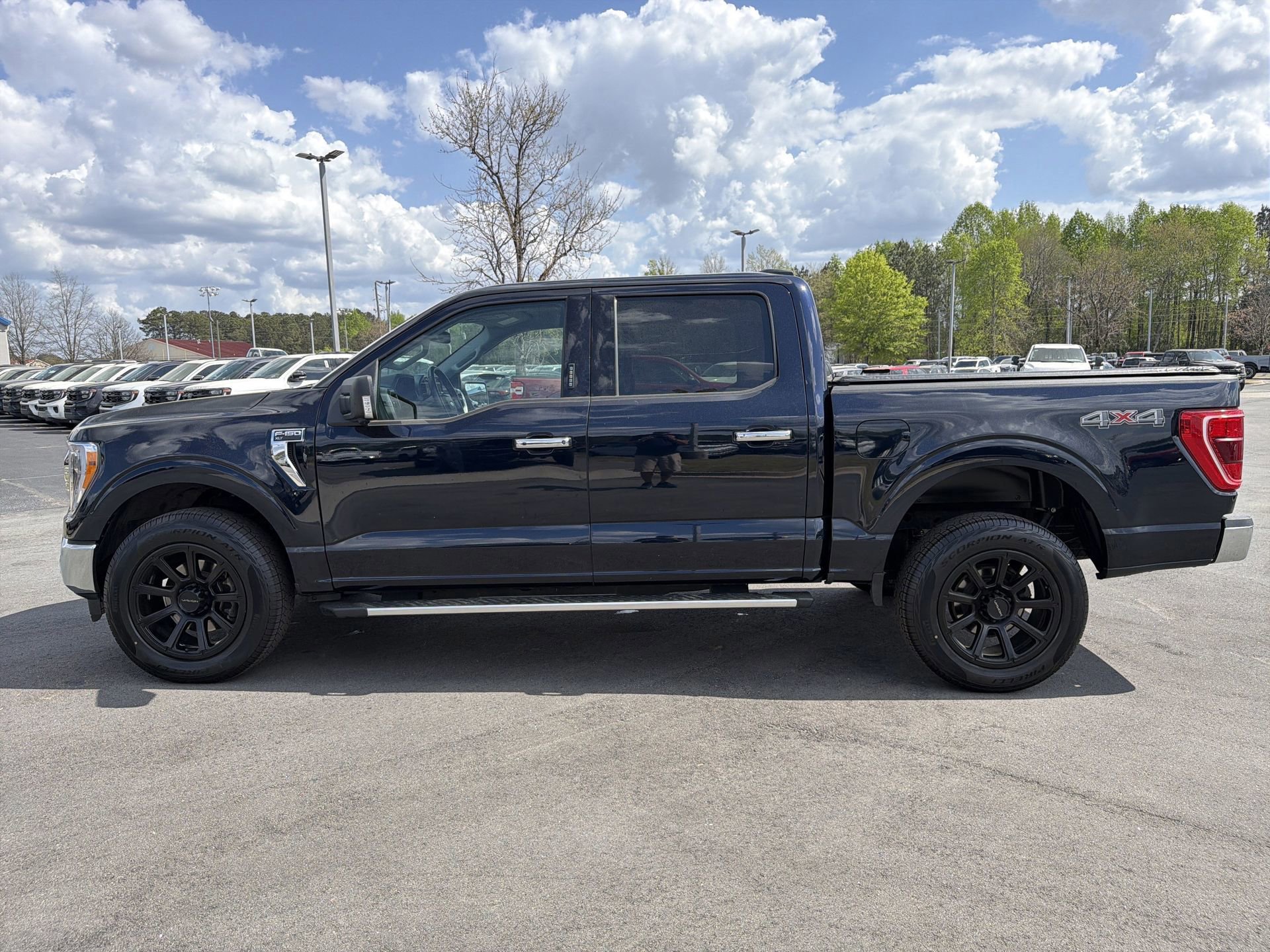 Certified 2022 Ford F150 XLT w/ Equipment Group 302A High image 6